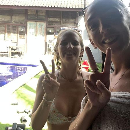 The Tipsy Gypsy Hostel Canggu Kültér fotó