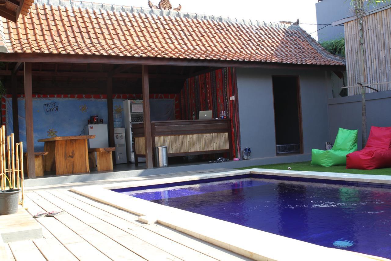 The Tipsy Gypsy Hostel Canggu Kültér fotó