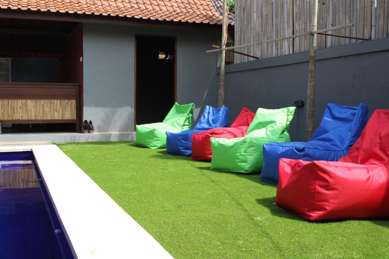 The Tipsy Gypsy Hostel Canggu Kültér fotó